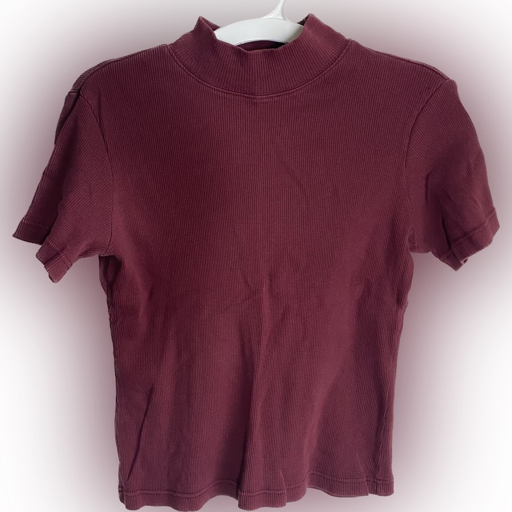 Vintage Crossroads Burgundy ribbed short sleeve Turtleneck size M